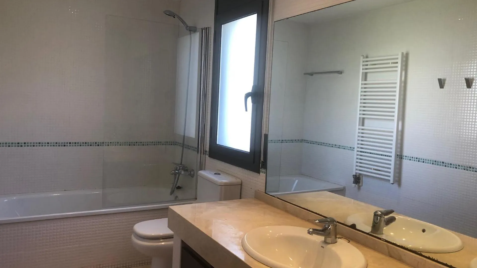 R64 Deluxe Villa Deja Vu Calafell