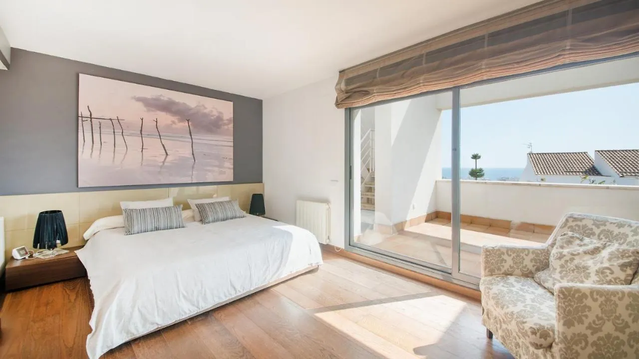 R64 Deluxe Villa Deja Vu Calafell